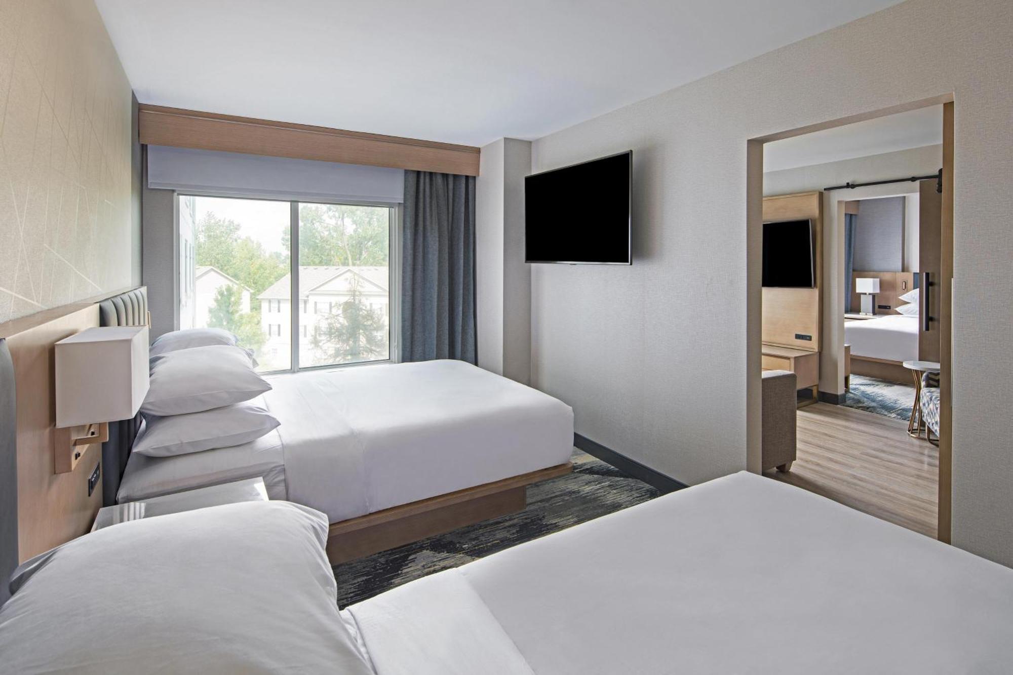 Sheraton Suites Columbus Worthington מראה חיצוני תמונה