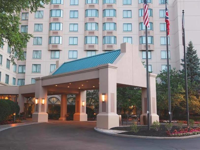 Sheraton Suites Columbus Worthington מראה חיצוני תמונה